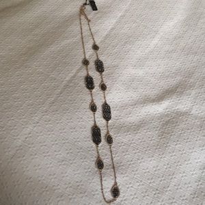 Long necklace 20 in with beautiful detail